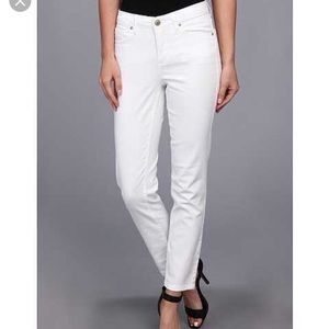 Jones New York Mid Rise White Stretch Skinny Jeans